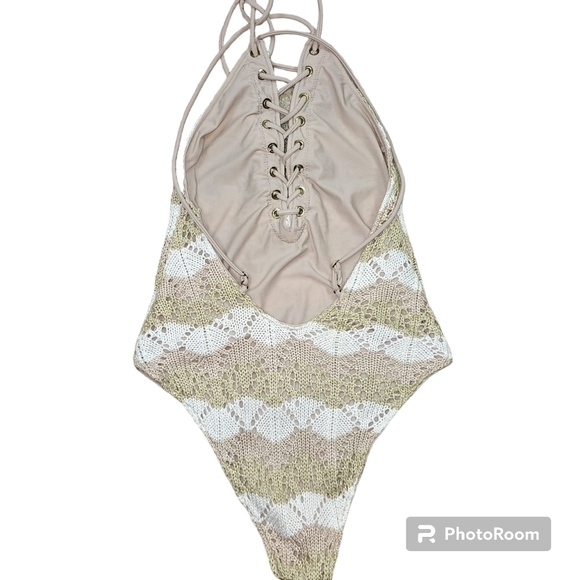 Tularosa Walker One Piece Neutral Crochet Pom Pom Swimsuit in Small - Picture 7 of 8